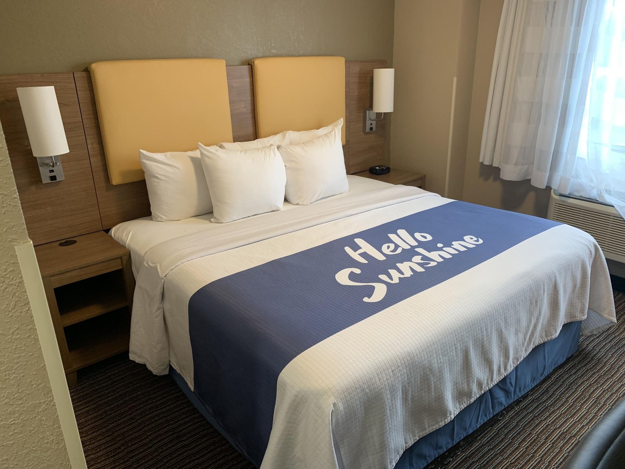 Days Inn By Wyndham Brooklyn Borough Park Nueva York Exterior foto
