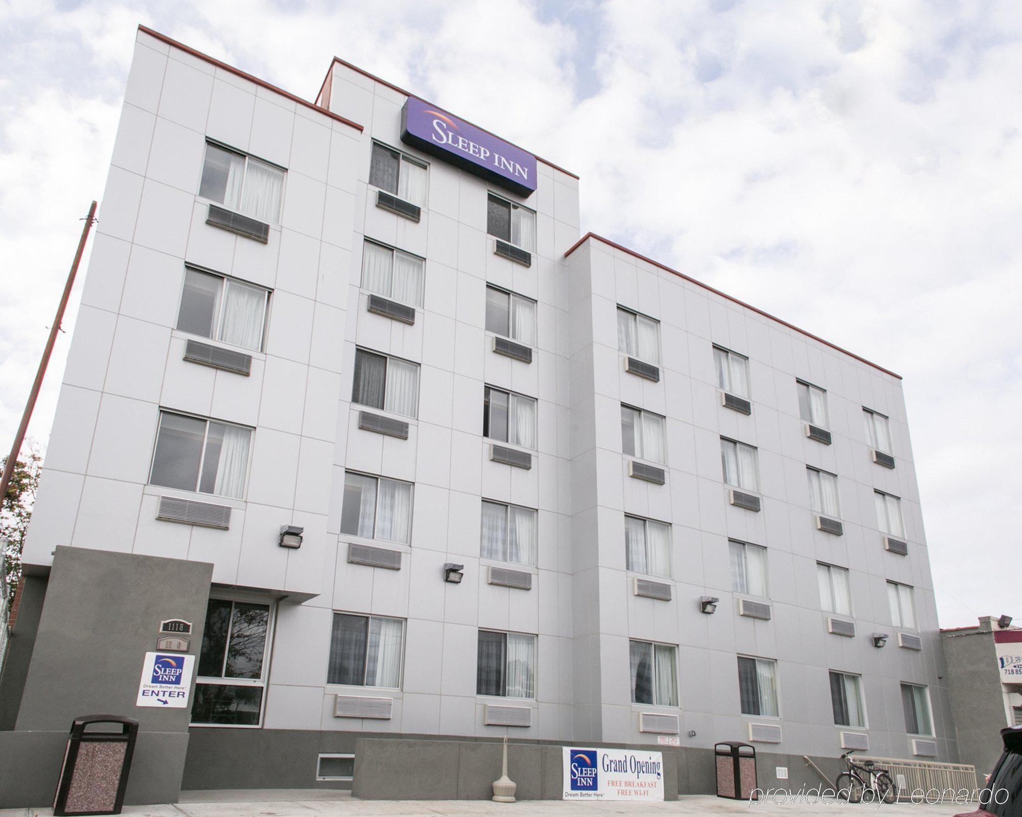 Days Inn By Wyndham Brooklyn Borough Park Nueva York Exterior foto